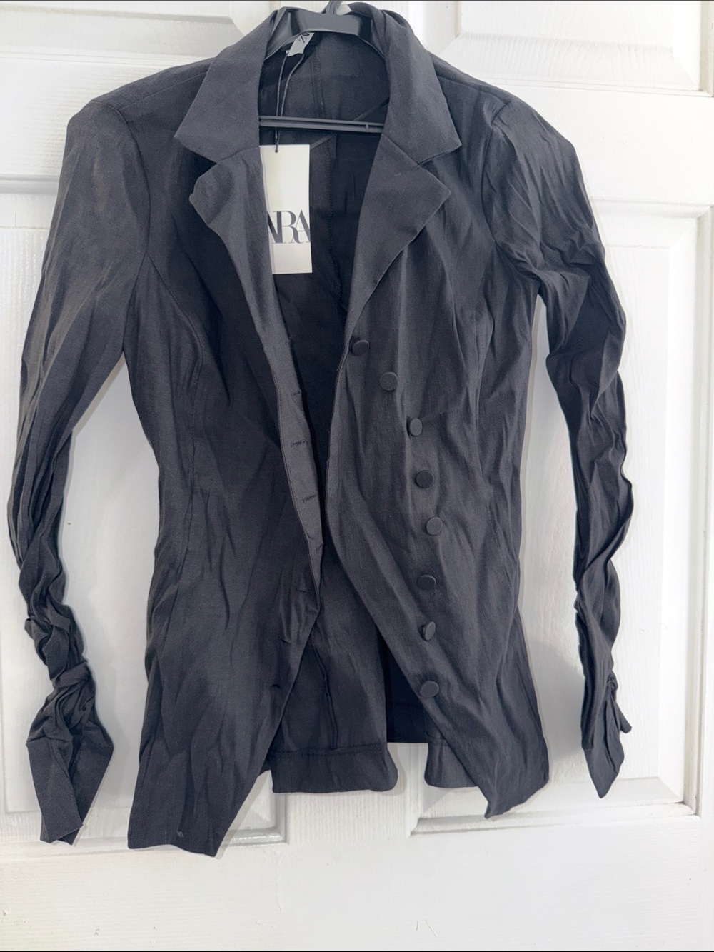 Zara Black Button-Front Tailored Blazer